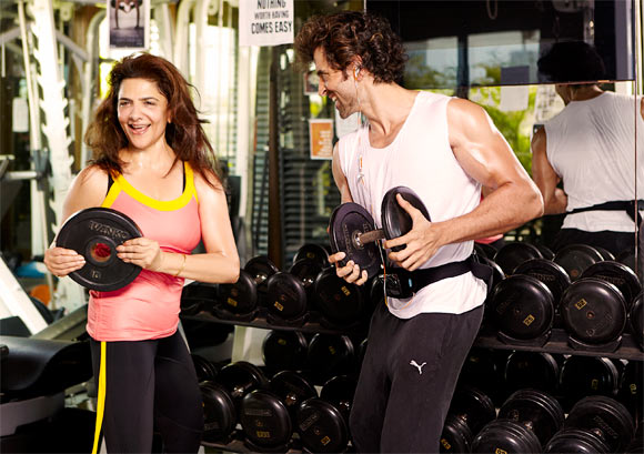 Hrithik Roshan worksout with mom