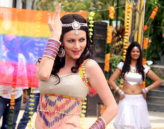 Item song shot by Yana & Neil