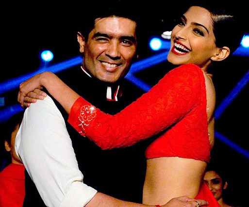 Sonam Kapoor on ramp with Manish Malhotra