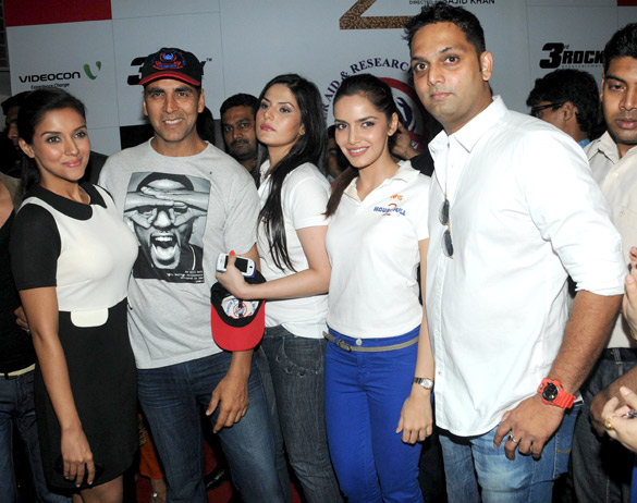 Housefull 2 on charity screenings of film