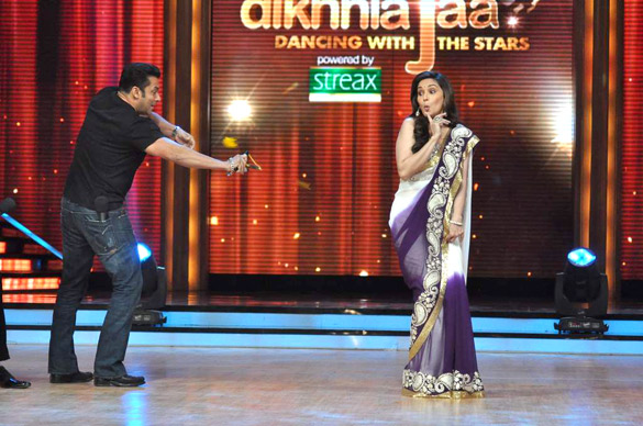 Salman & Katrina Kaif promote EK THA TIGER at Jhalak Dikhlaa Jaa