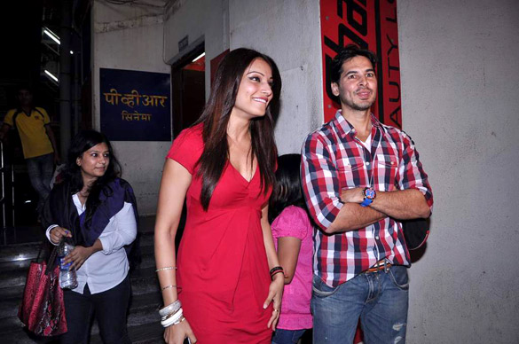 Bipasha Basu & Dino Morea watch RAAZ 3 together