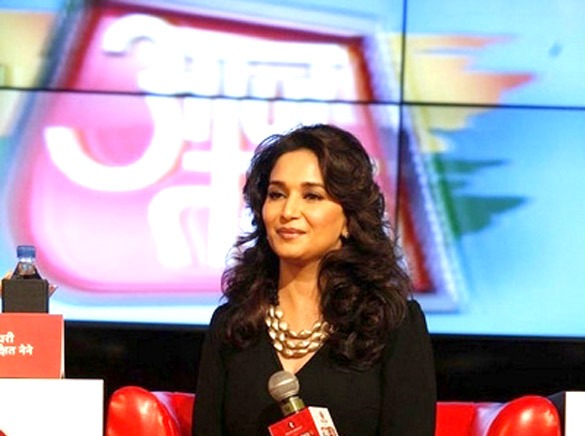 Madhuri Dixit Kajol & Aamir Khan at Aaj Tak event