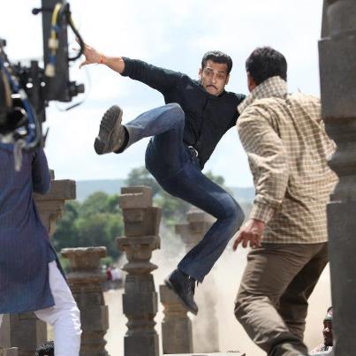 New stills from Dabangg 2 shoot