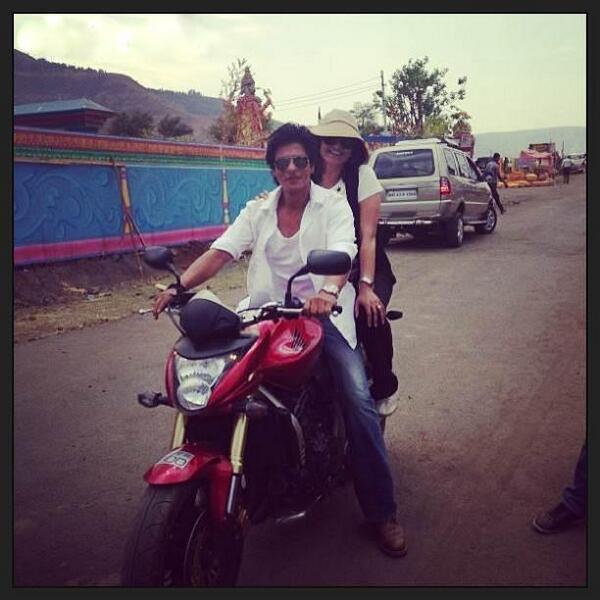 Shahrukh & Rohit Shetty on shoot of CHENNAI EXPRESS
