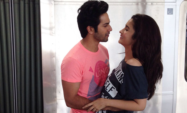 Alia Bhatt and Varun Dhawan promote Humpty Sharma Ki Dulhania on the metro