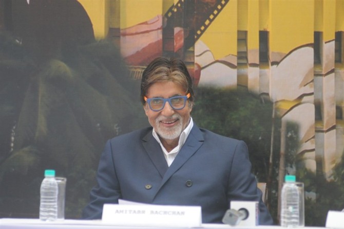Amitabh Bachchan at the unveiling of the mural of Dadasheb Phalke