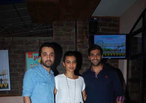 Siddhant Kapoor, Radhika Apte and Akshay Oberoi at the launch of their film ‘Bombairiya’