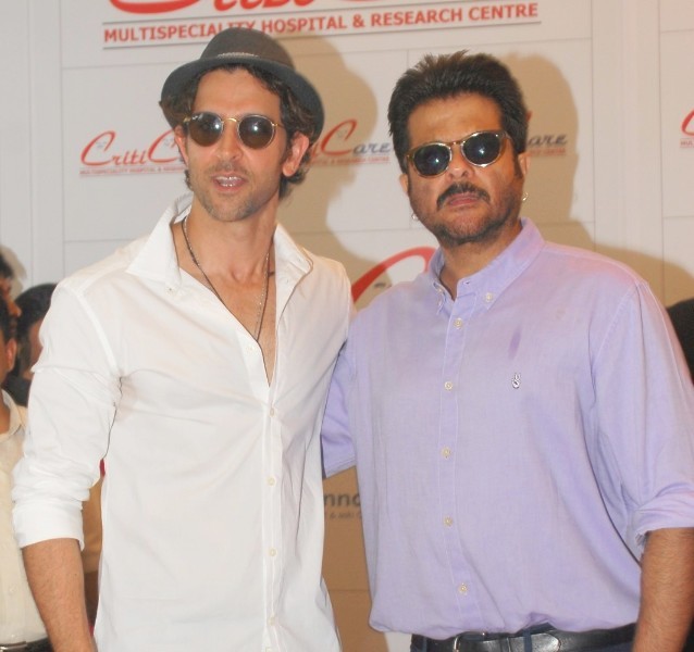 Hrithik Roshan, Anil Kapoor and Esha Gupta at the launch of Criticare Hospital