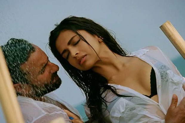 Deepika Padukone in RACE 2