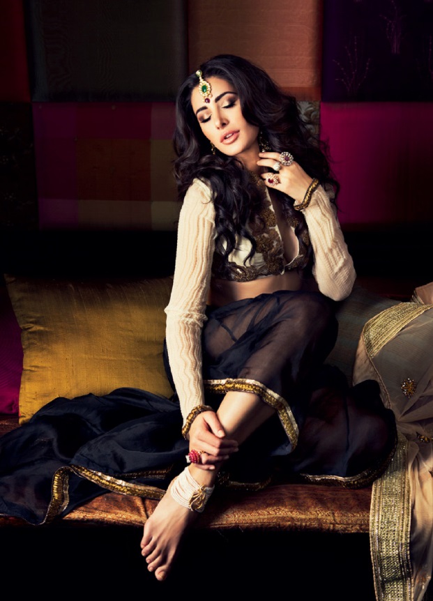 Hot Photoshoot of Nargis for Filmfare Oct 13