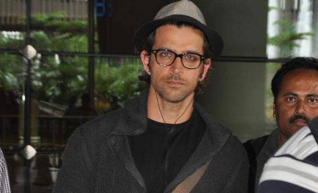 Hrithik Roshan, Anushka Sharma and Rahul Bose spotted at International Airport, Mumbai