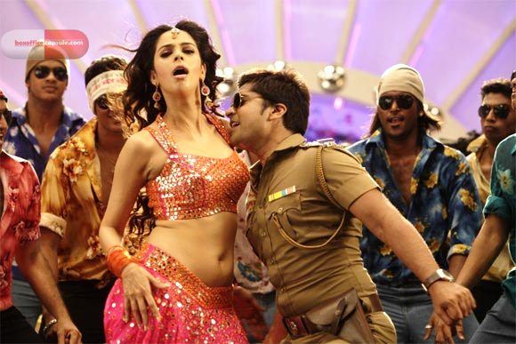 Bollywood Hot Babes Down South