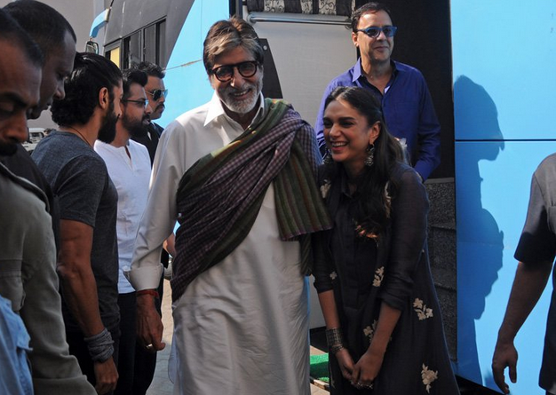 Amitabh Bachchan, Aditi Rao Hydari and others at 'Wazir' press conference