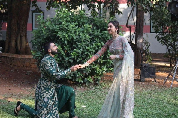 Ranveer Singh and Deepika Padukone promote 'Bajirao Mastani' on the sets of TV serial 'Swaragini'