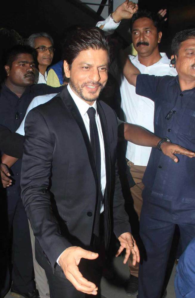 Shahrukh Khan attends Dada Saheb Phalke Awards