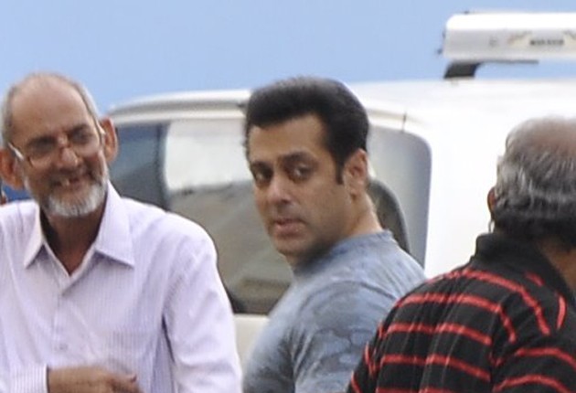 Salman Khan spotted at Mehboob studios