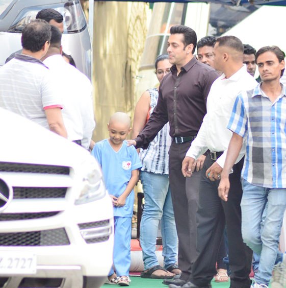 Salman Khan spotted with a special child