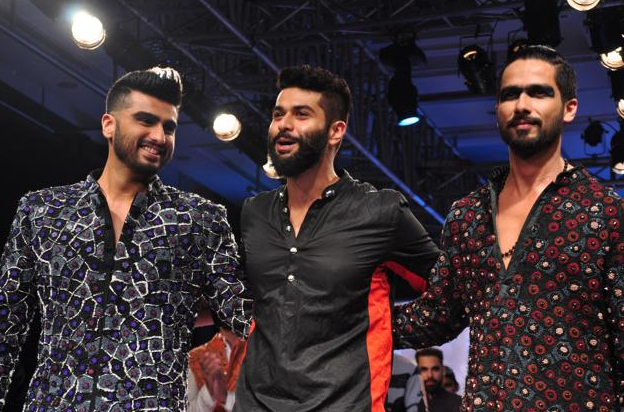 Shahid Kapoor and Arjun Kapoor walk the ramp for designer Kunal Rawal at LFW