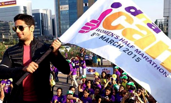 Sidharth Malhotra flags off Women Marathon