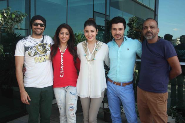 Anushka Sharma and the team of 'NH10' celebrate the success of the film