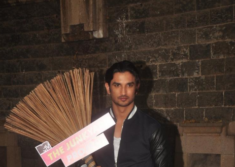 Sushant Singh Rajput spotted at a clean up drive