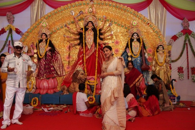 Vidya Balan attends Durga Puja