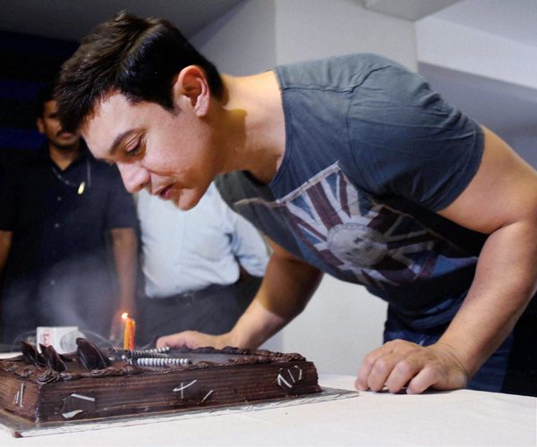 Aamir Khan celebrates his 49th birthday with media