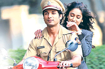 Shahid Kapoor & Illeana on sets of Phata Poster Nikala Hero