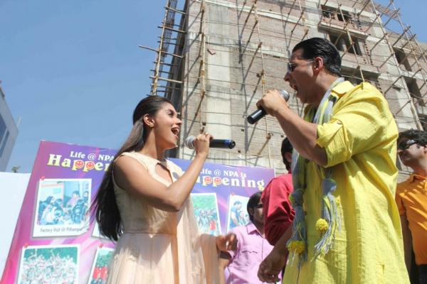 Akshay Kumar & Asin promote KHILADI 786 in Indore