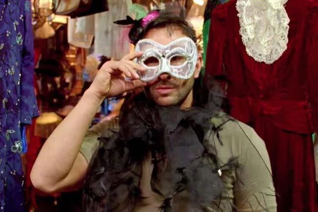 album no. 2 of stills from COCKTAIL 6