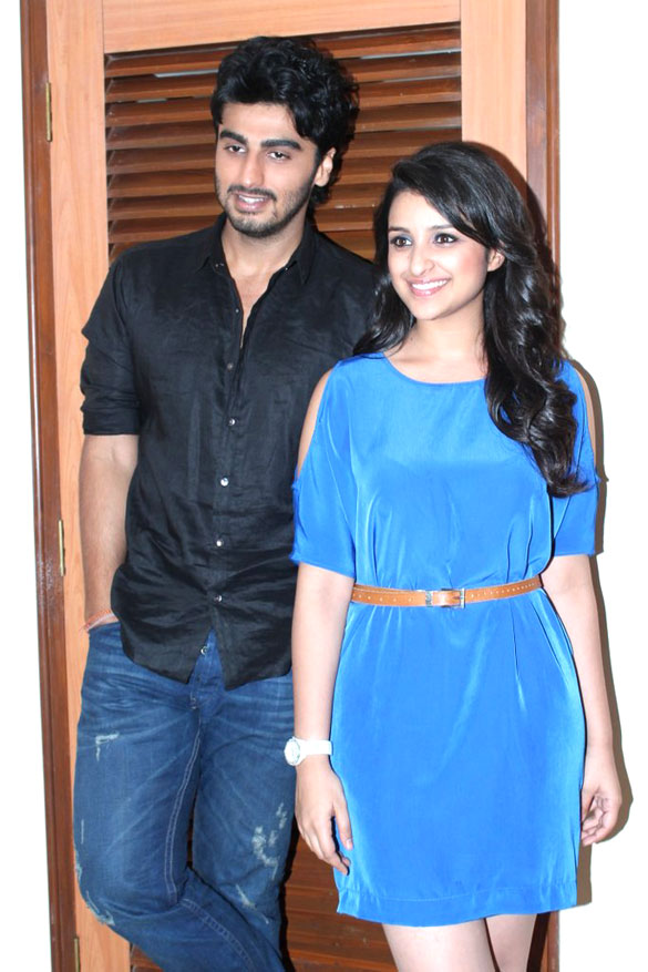 Arjun Kapoor & Parineeti Chopra at promotions of Ishaqzaade 4