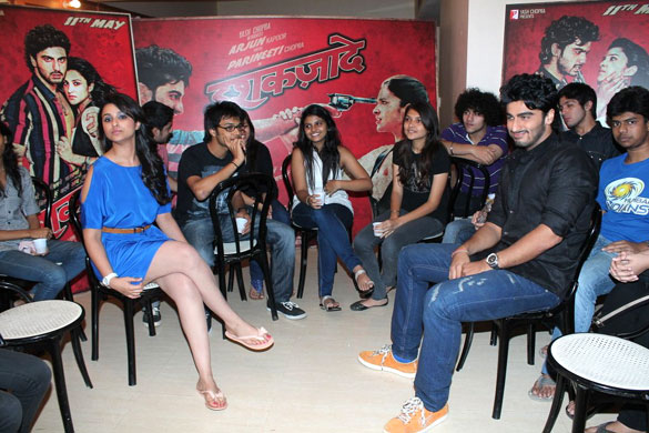 Arjun Kapoor & Parineeti Chopra at promotions of Ishaqzaade 7