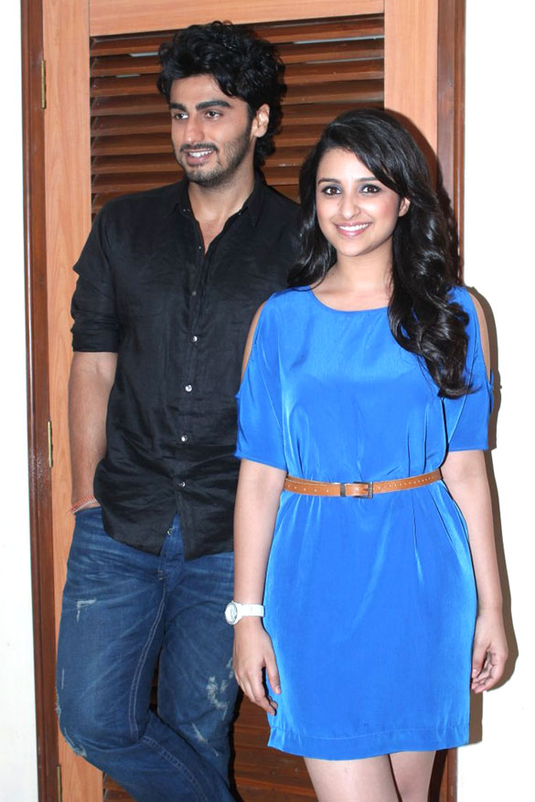Arjun Kapoor & Parineeti Chopra at promotions of Ishaqzaade 8