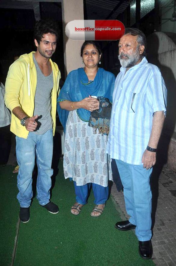 Shahid Pankaj Kapoor & Supriya at Screening of TERI MERI KAHAANI 