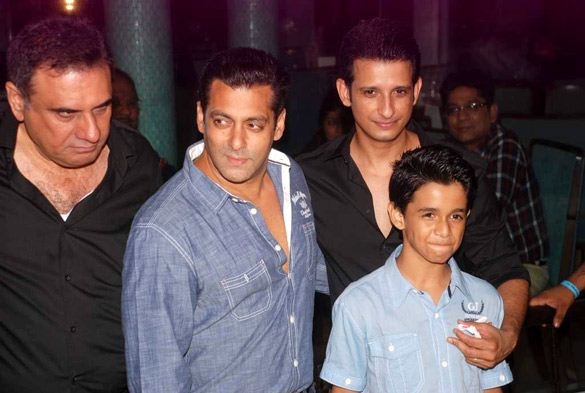 Salman Khan, Boman Irani & Sharman Joshi at Success bash of FERRARI KI SAWAARI 1
