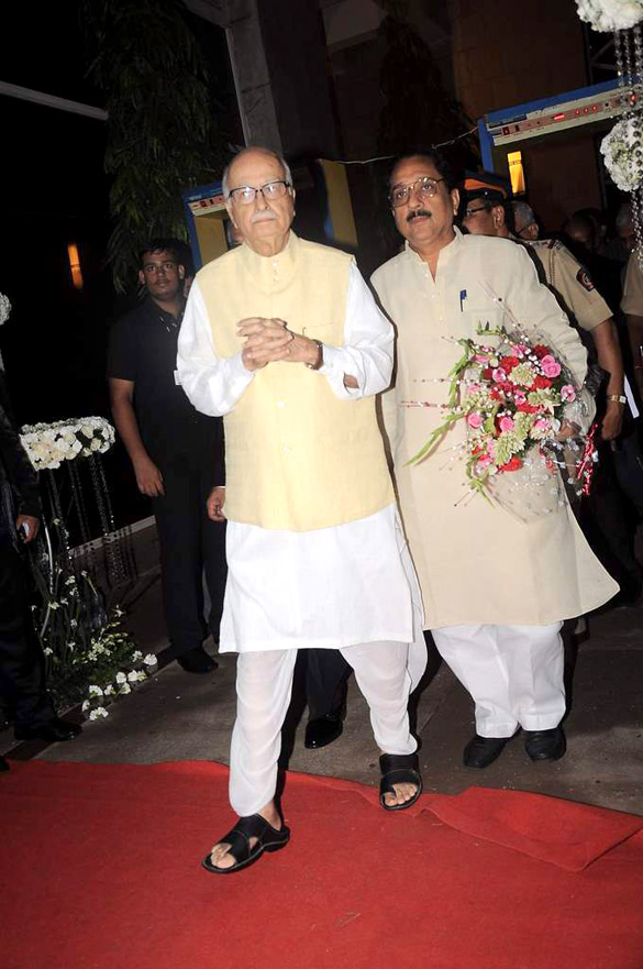 L K Advani at Reception party of ESHAA DEOL 