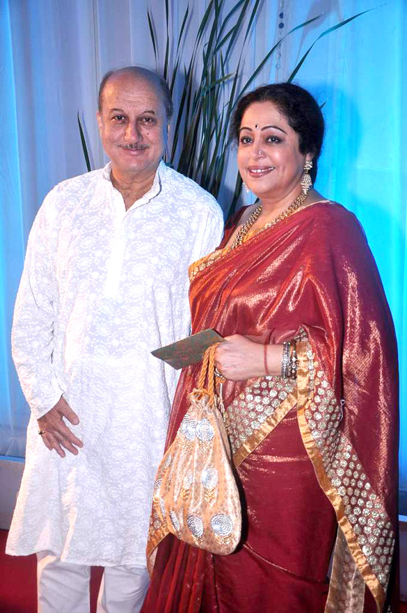 Anupam Kher & Kirron Kher at Reception party of ESHAA DEOL 