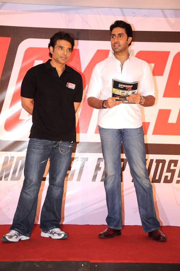Abhishek & Uday launch YOMICS
