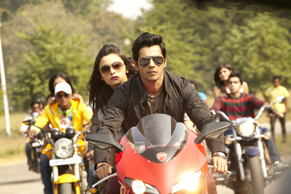 stills from Student of The Year