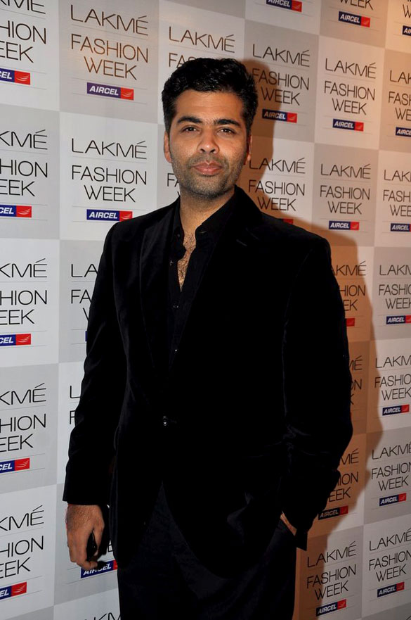 Karan & Kareena at Anushka Khanna show