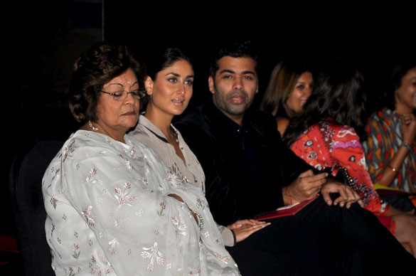 Karan & Kareena at Anushka Khanna show