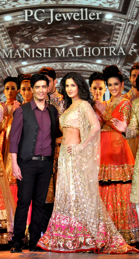 Katrina Kaif at Manish Malhotra Fashion show