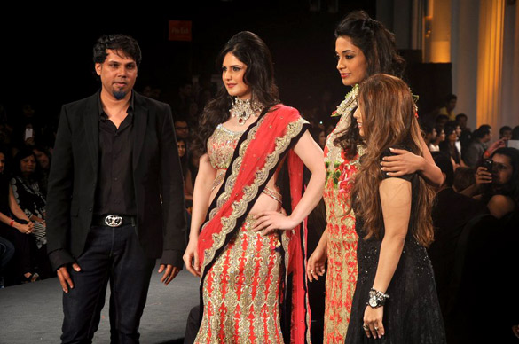 Zarine Khan at Indian Bridal week