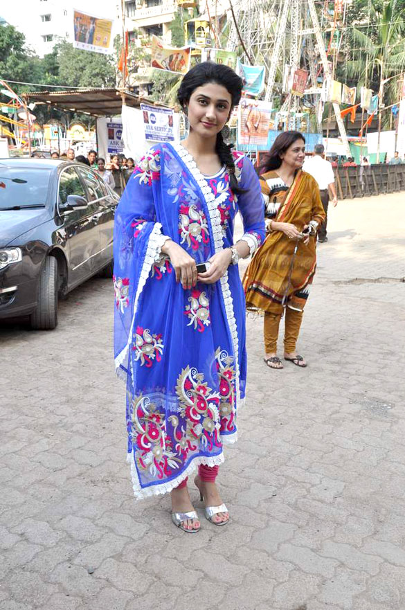 Ragini Khanna celebrates Ganesh Visarjan