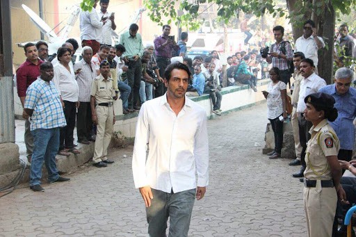 Arjun Rampal At Vinod Khanna Funeral