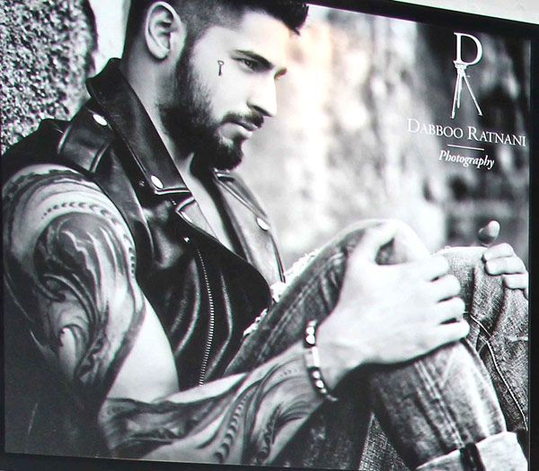 Sidharth Malhotra looking handsome in Dabboo Ratnani's Calendar for 2015