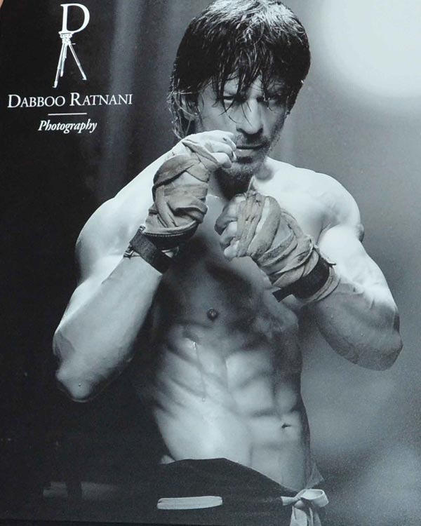 SRK shows off his eight pack abs in Dabboo Ratnani's Calendar for 2015