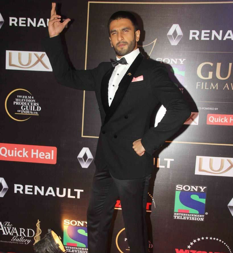 Ranveer Singh at Guild Awards 2015