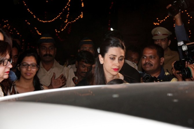 Karisma Kapoor attends midnight mass